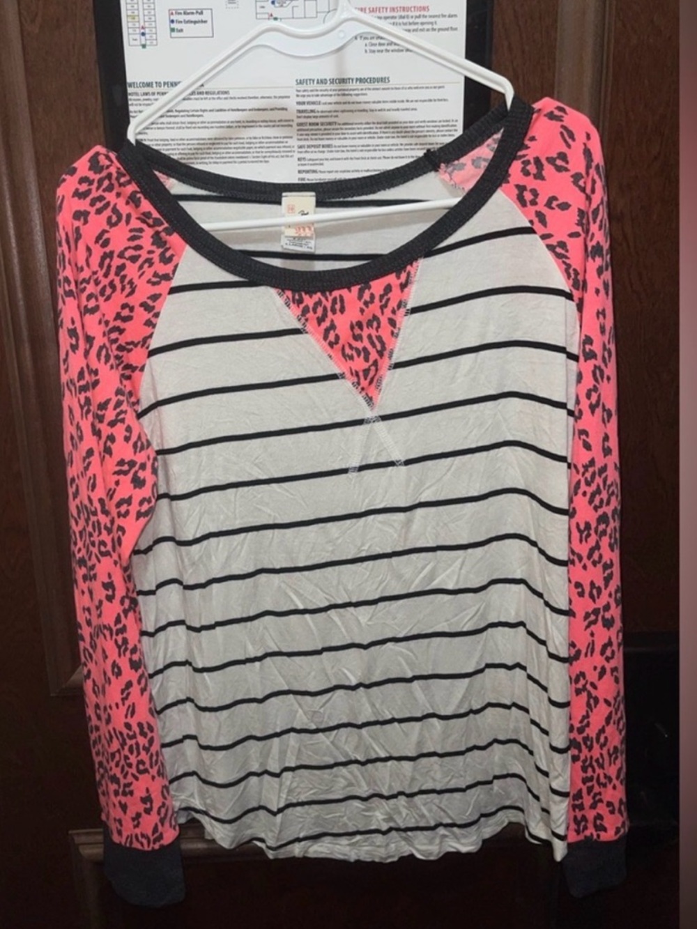 Girls Striped Baseball Tee with Leopard Raglan Sleeves - Sz XL